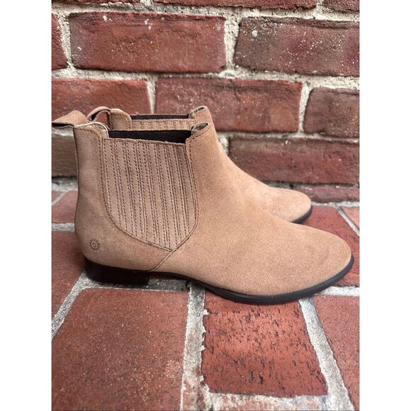 Jack Rogers $149 Pippa Suede Bootie ankle boots oak 9.5 NEW - Picture 3 of 12